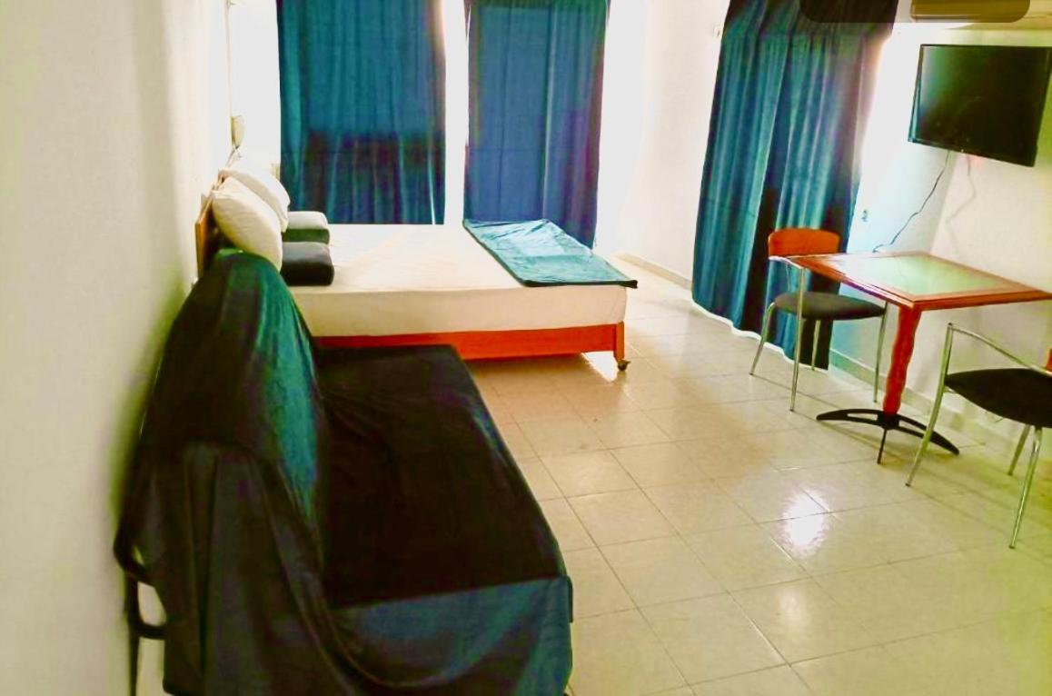 Hotel Christina - Happy Days Karítsa Habitación foto